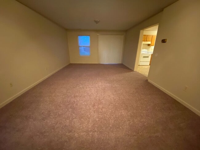 Building Photo - 5109 W Raymond St