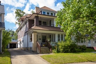 Building Photo - 3250 Berkshire Rd