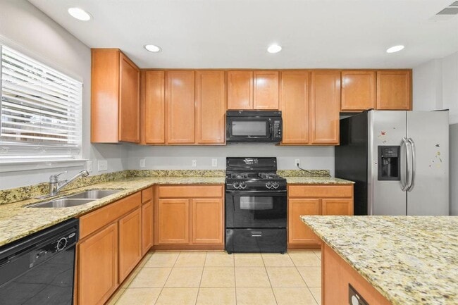 Building Photo - 16013 Sweetwater Fields Ln