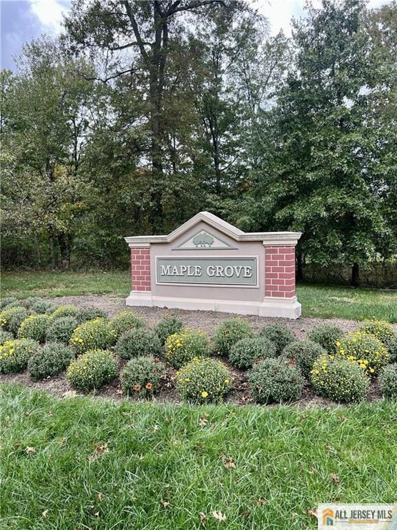 Building Photo - 392 Lackland Ave