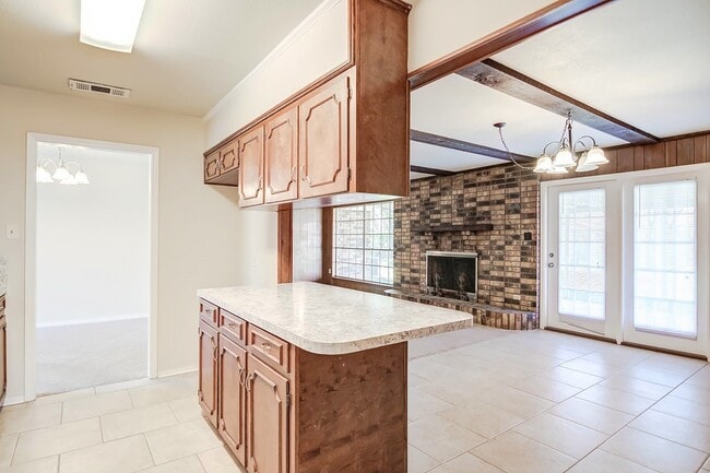 Building Photo - 1407 Akron Dr