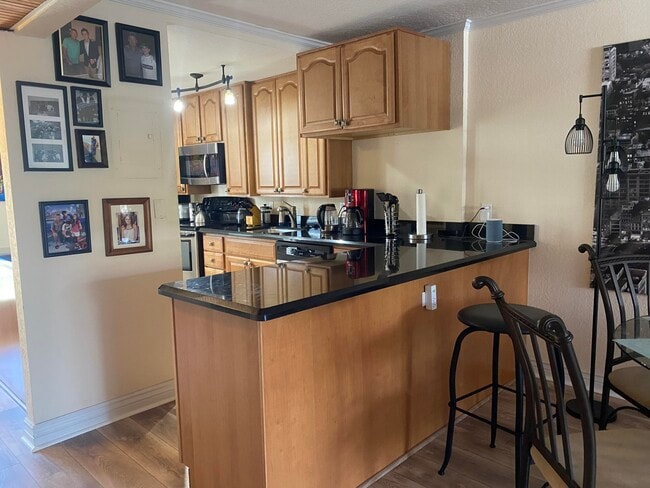 Building Photo - 3 Royal Palm Way