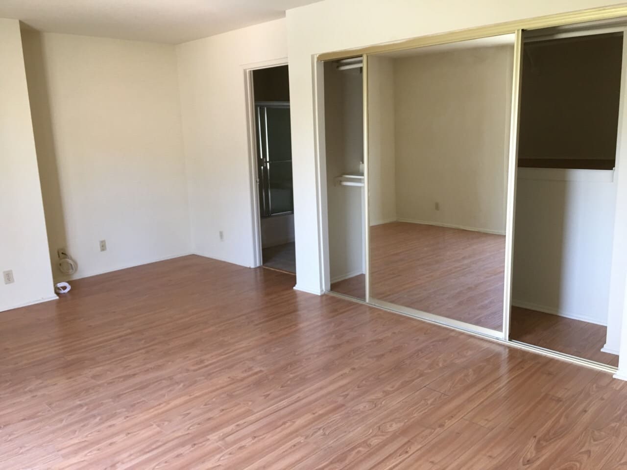 Master Bedroom Closet Space - 472 S El Molino Ave