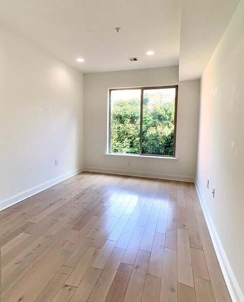 bedroom two - 1213 Noble St