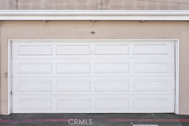 Building Photo - 1741 Tustin Ave