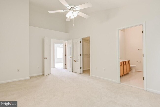 Building Photo - 8373 Millwood Dr