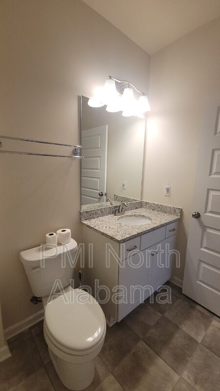 Building Photo - 13030 Lantern Pointe Wy