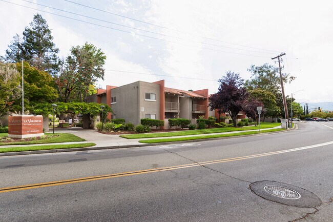 Building Photo - 350 Budd Ave