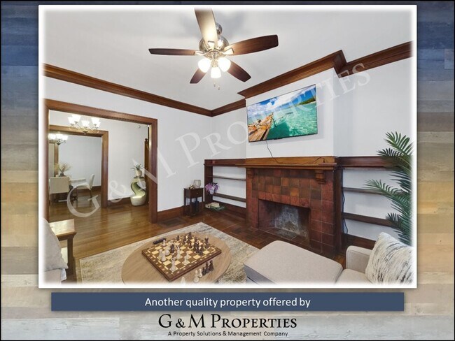 Building Photo - Rare Park Ave Rental – Spacious 3-Bedroom with Original Charm