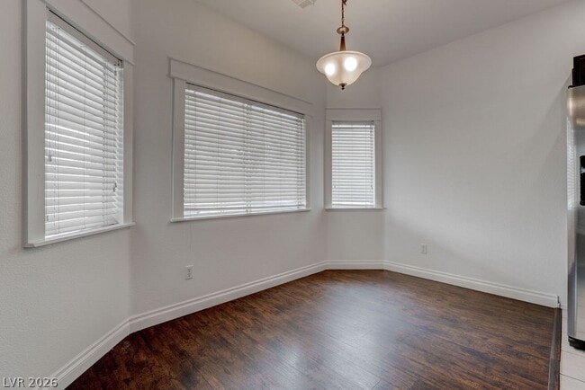 Building Photo - 5938 Gentleslope St