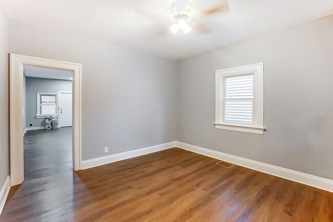 Building Photo - Dayton, OH 4 Bed 1 Bath available to rent!