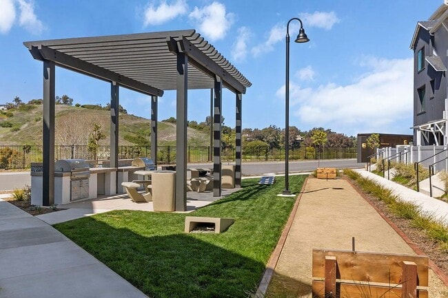 Building Photo - BRAND NEW 4 BED, 3.5 BATHS, 2070 SQ FT TOWNHOME BY KH HOMES
