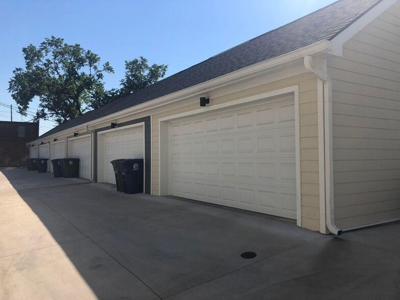 Building Photo - 1531 Washington St