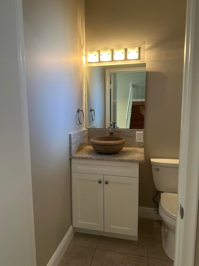 Building Photo - 10458 Lake Vista Cir