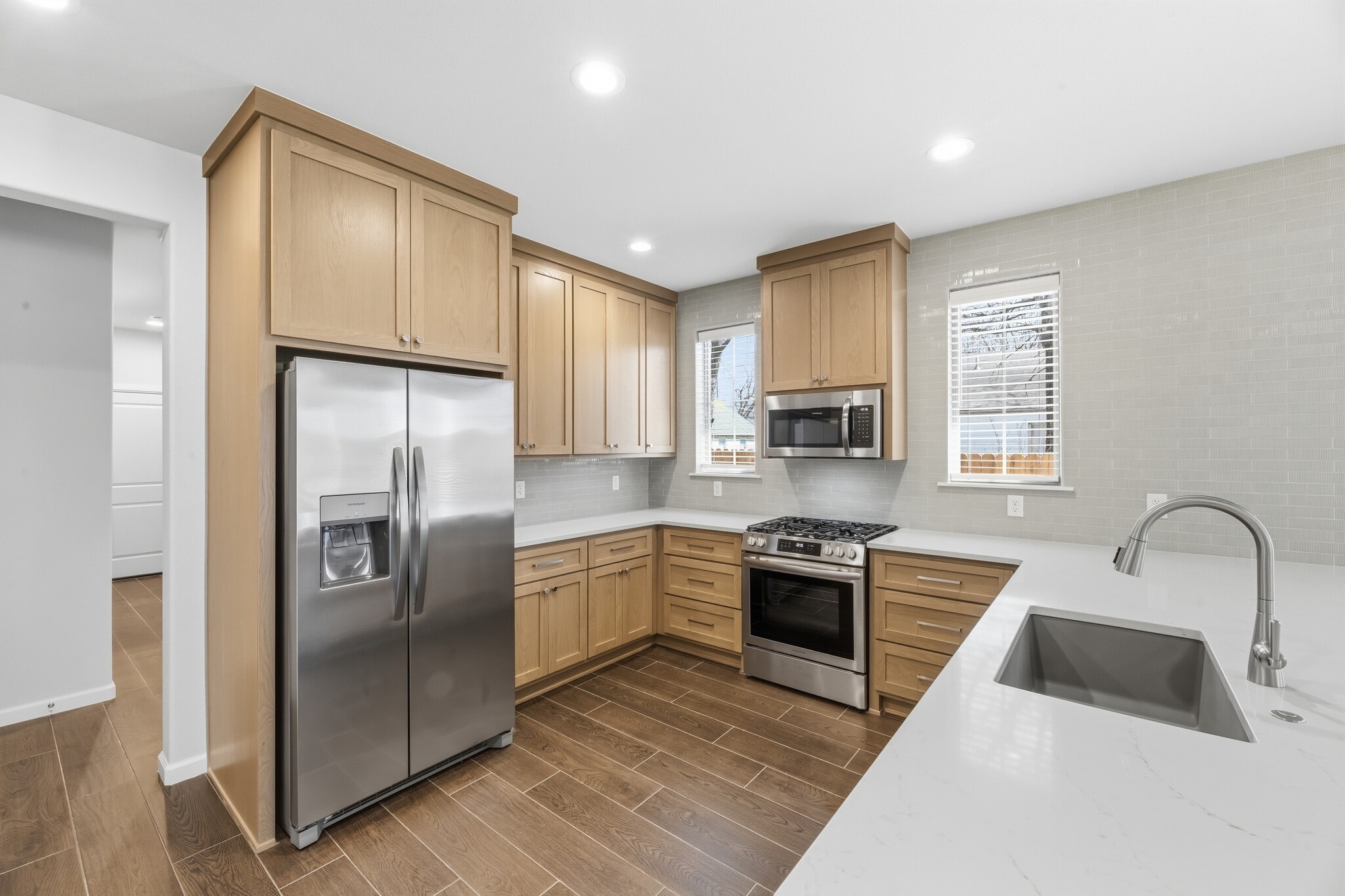 Building Photo - 316 E Elgin St