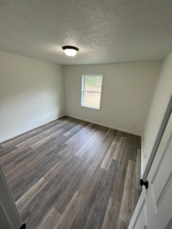 Building Photo - 678 Wood Dr Ext