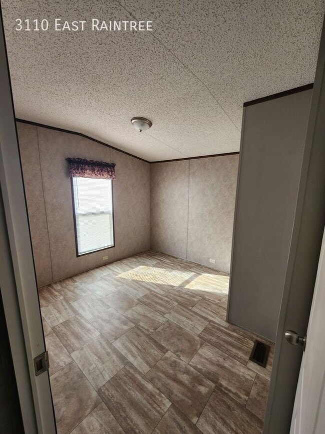 Building Photo - 3110 East Raintree-