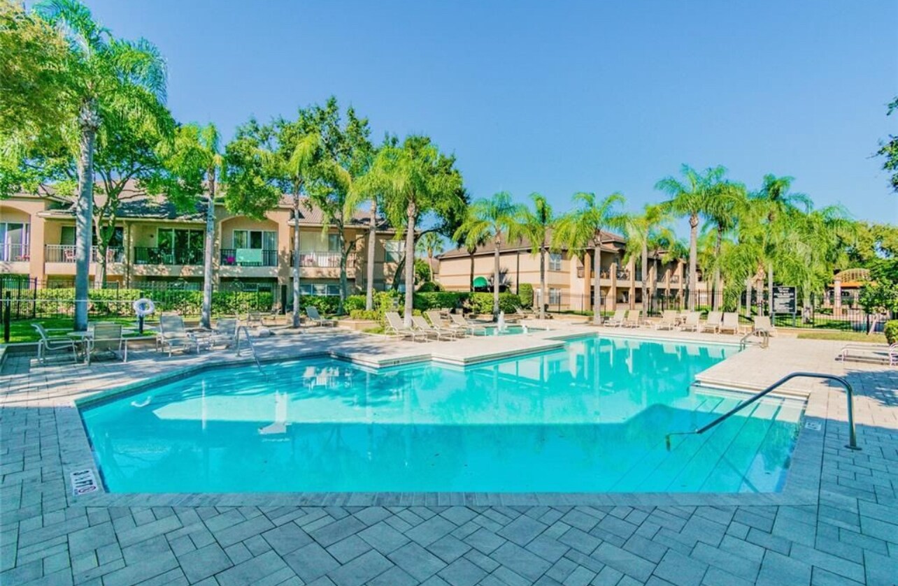 Building Photo - 628 Arbor Lake Ln