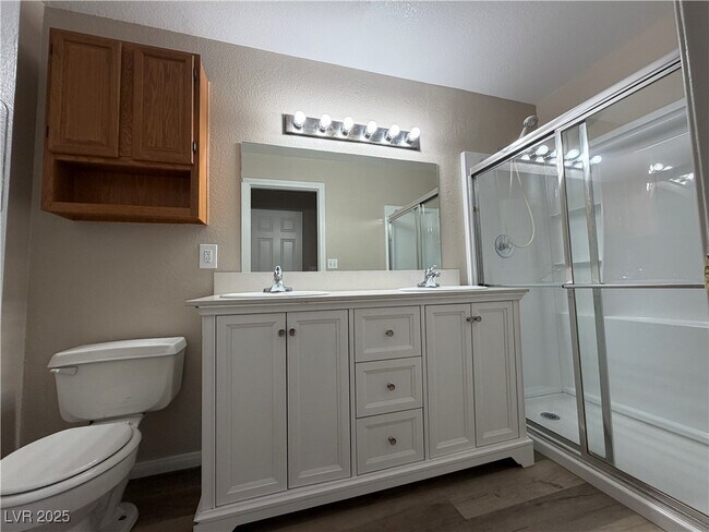 Building Photo - 396 Manti Pl