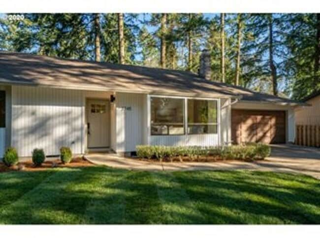 Building Photo - 3bd 2ba in quiet cul de sac Lake Oswego