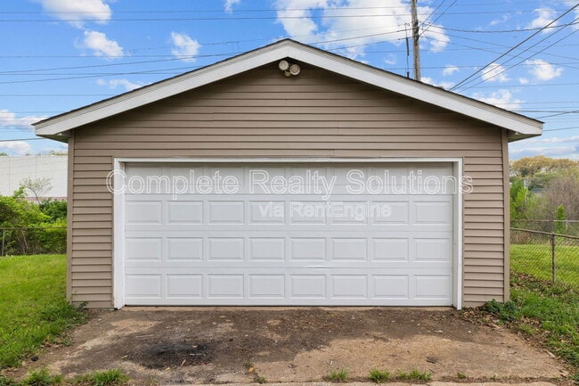 Building Photo - 3429 Ranch Ln