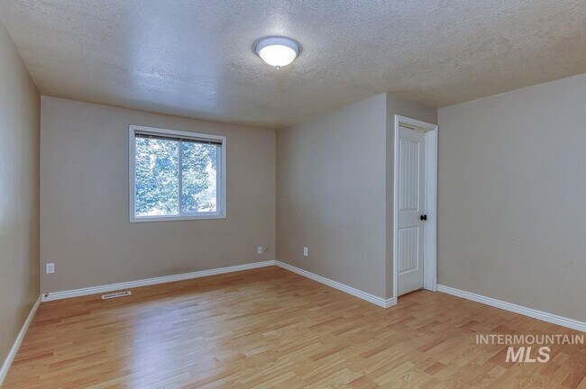 Building Photo - 2287 S Loyolla Ln