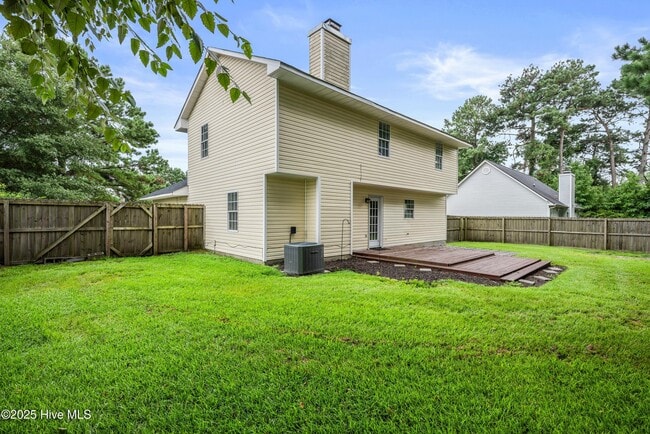 Building Photo - 107 Chestnut Ct