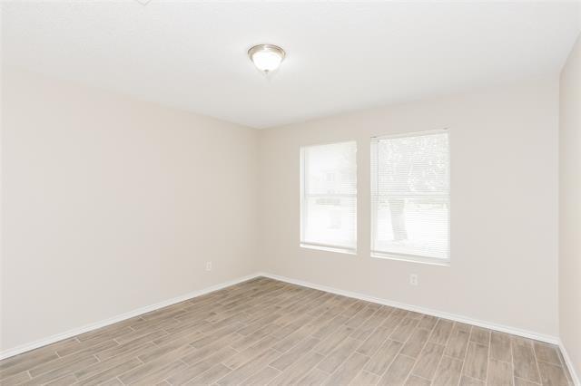 Building Photo - 805 Encino Dr