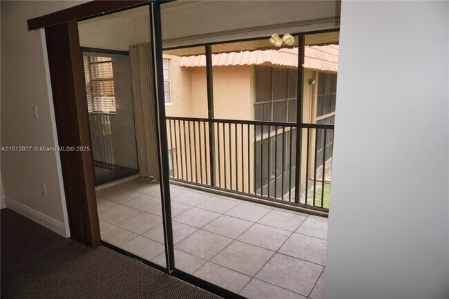 Building Photo - 8632 NW 34th Pl