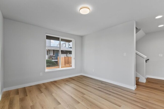 Building Photo - Stunning Brand-New Ballard Townhome with A...