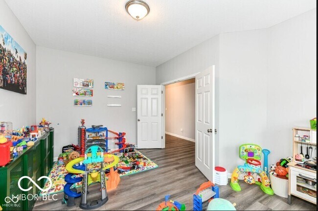 Building Photo - 4309 Maize Ln