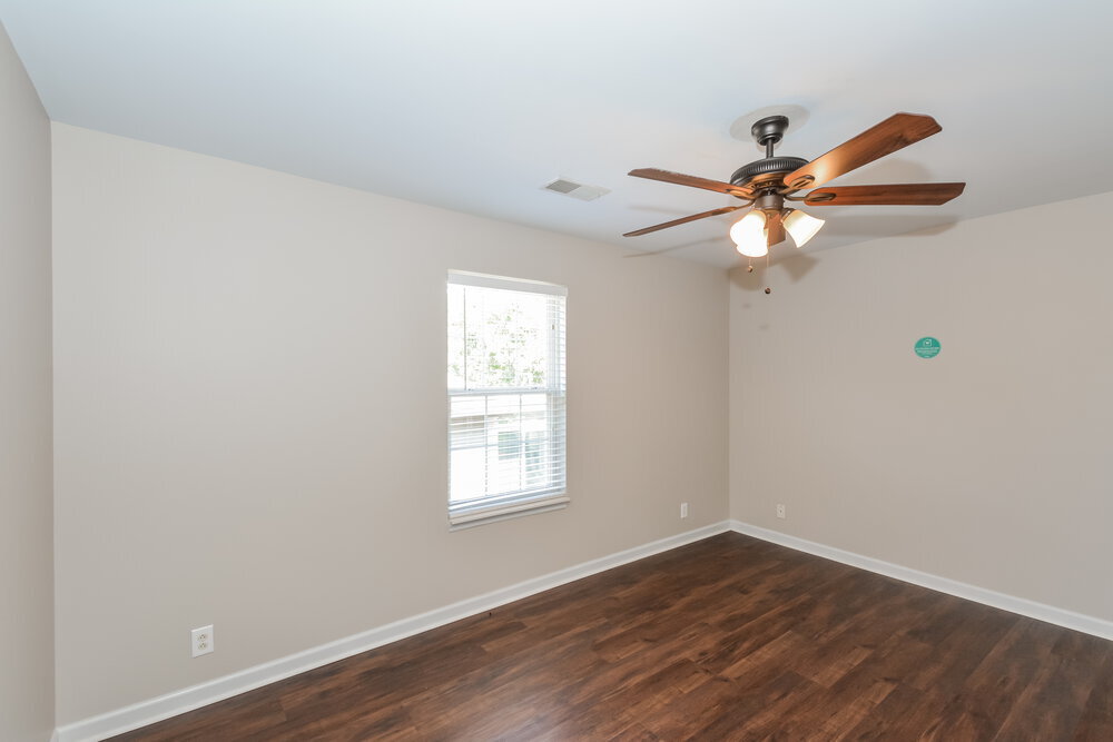 Building Photo - 6553 Broken Bow Dr