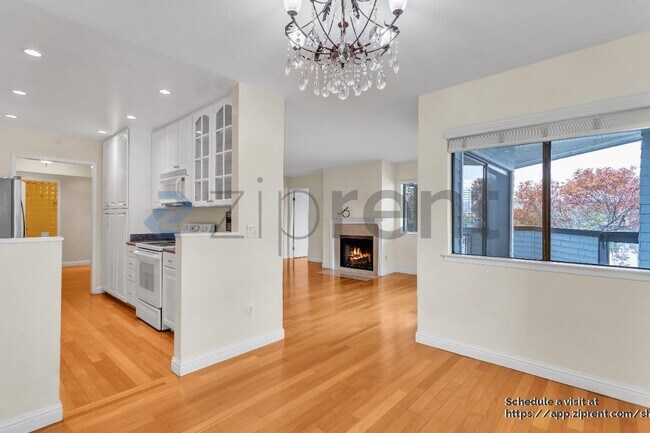 Building Photo - 749 Barnegat Ln