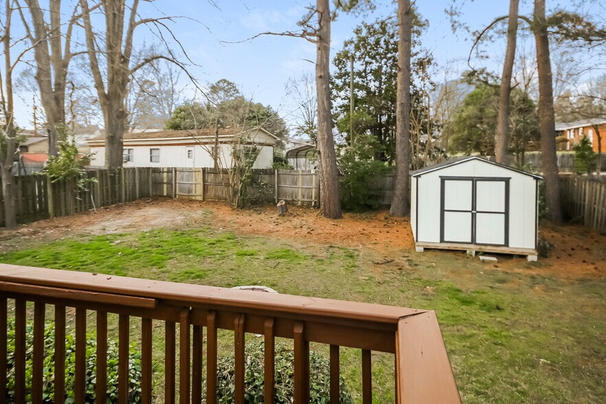 Building Photo - 820 Turning Point Ln