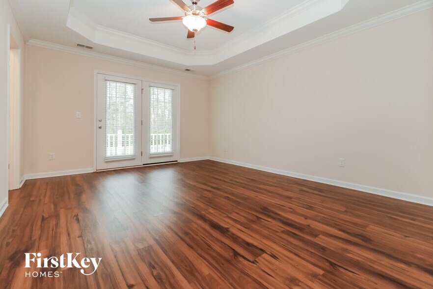 Building Photo - 1655 Emmets Rd