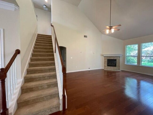 Building Photo - Ranch at Brushy Creek - Executive Beauty w...