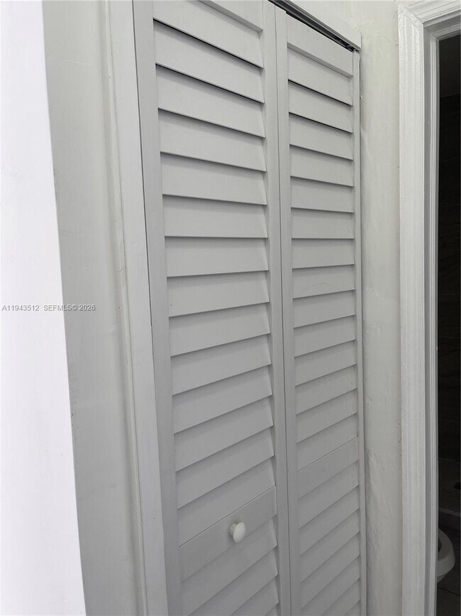 Building Photo - 317 E 8th St