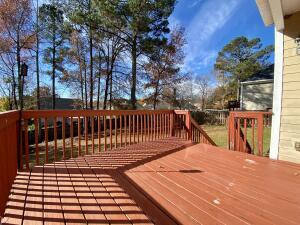 Building Photo - 1120 Hunters Cove