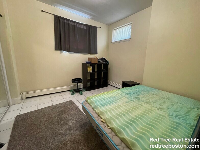 Building Photo - 50 Radnor Rd