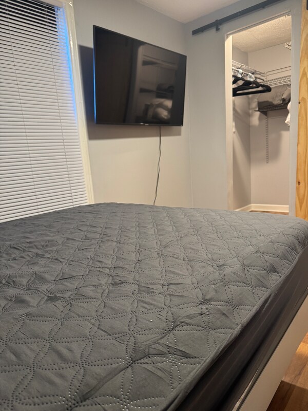 Building Photo - 5113 W Lexington St