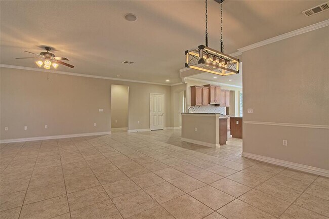 Building Photo - 411 Capote Peak Dr