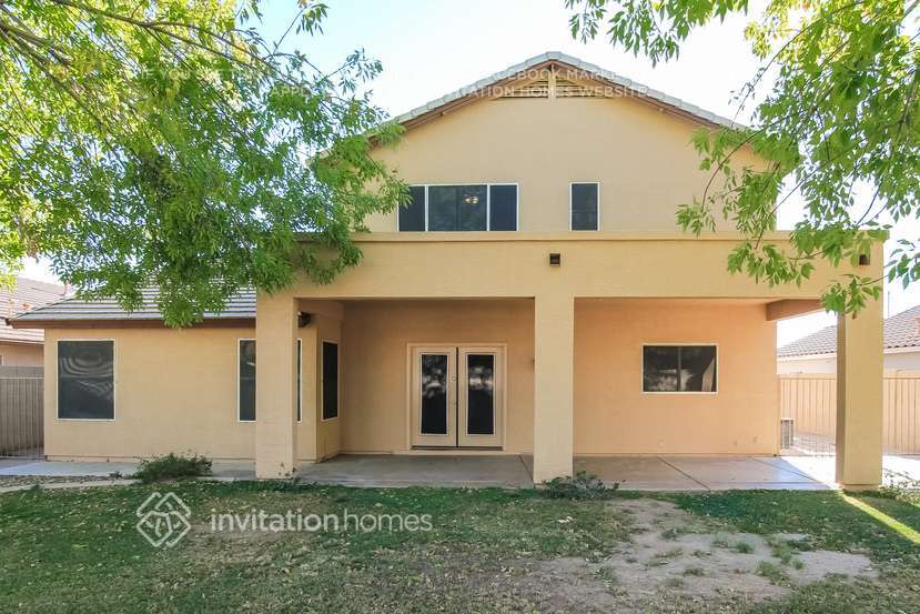 Building Photo - 8228 W Harmony Ln