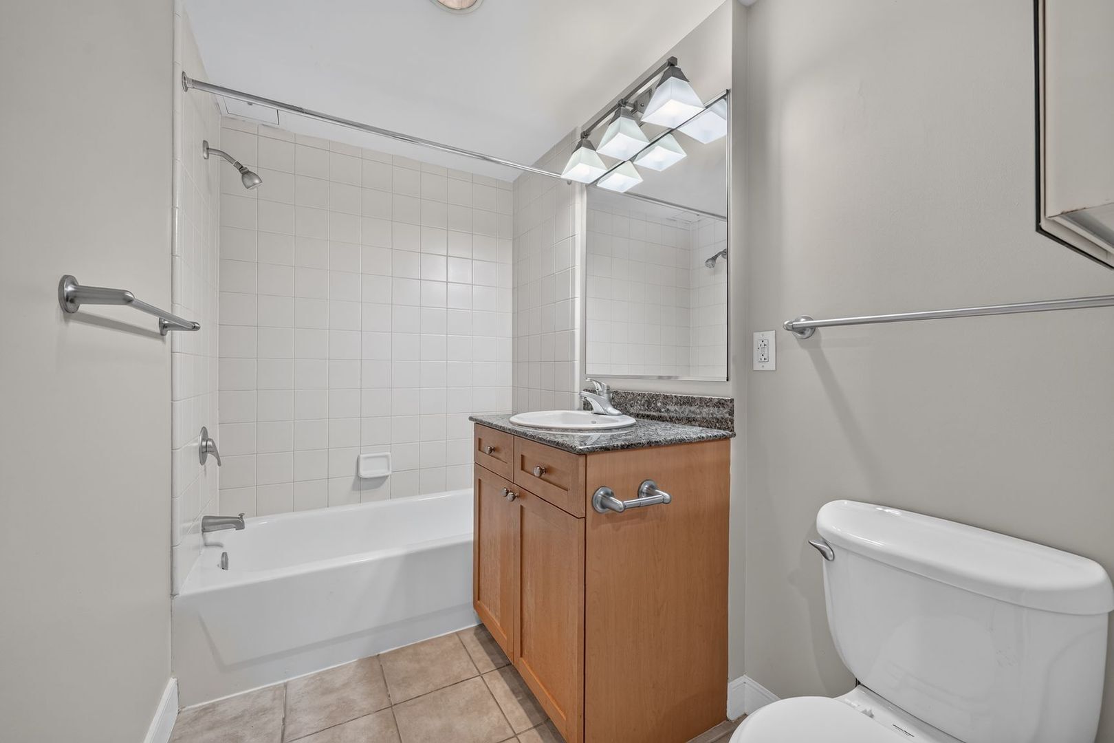 Building Photo - 777 7th St NW