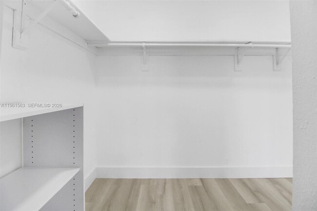 Building Photo - 10921 SW 70th Terrace