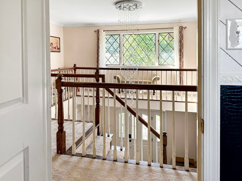 Building Photo - 6636 Isle of Skye Dr