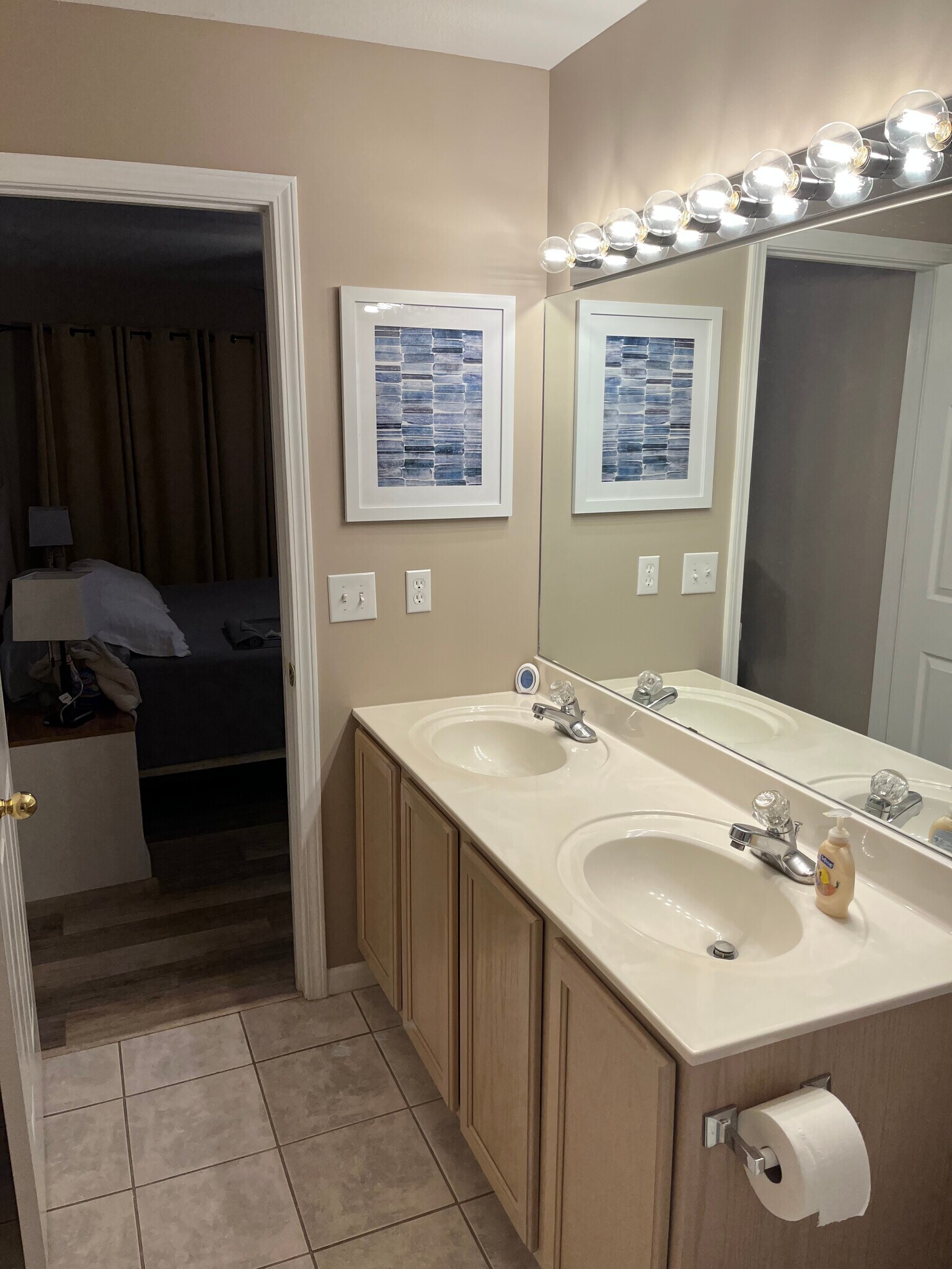 Building Photo - 1481 Ledges Dr