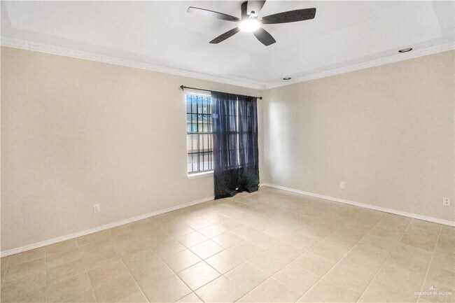 Building Photo - 22 S Casa Linda St