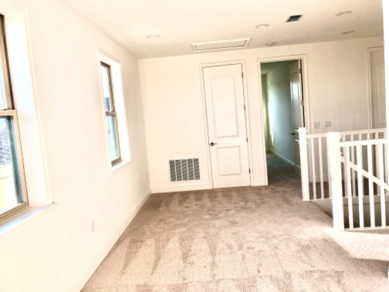 Building Photo - 13172 Bromborough Dr