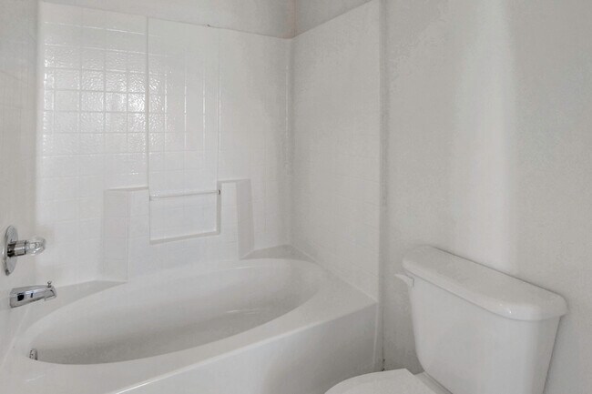 Building Photo - 2576 Velez Valley Way