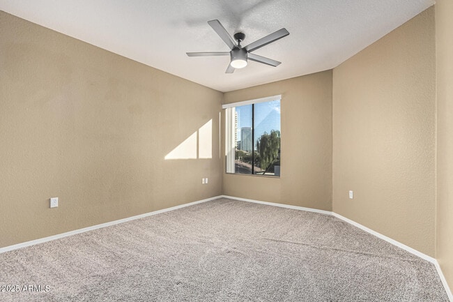 Building Photo - 3848 N 3rd Ave